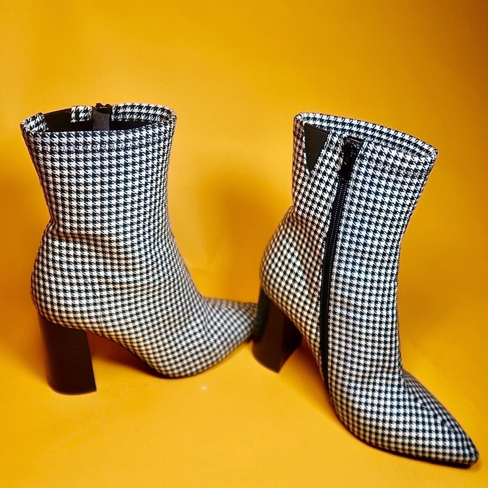 Jeffrey Campbell's Siren Heeled Boot • Houndstooth